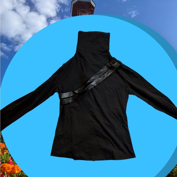 “The Other Turtle” Turtleneck Top - Picture 2 of 2